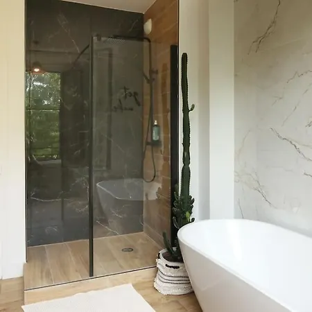 Le Perchoir By La Boite En Nyaraló Senlis