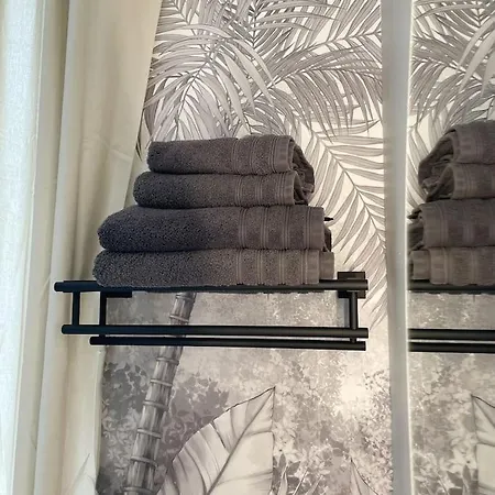 Le Perchoir By La Boite En Nyaraló *